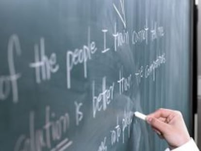 El mercado laboral exige máster e idiomas
