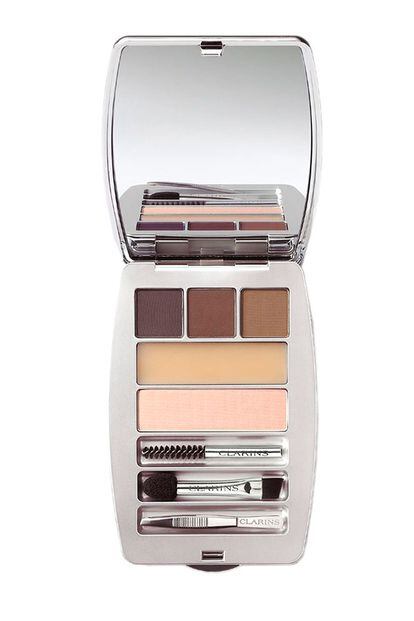  

	Kit 'Pro Palette' de Clarins. Incluye tres tonos de sombras para cejas para que puedas conseguir tu tono exacto, fijador, sombra para iluminar, dos aplicadores, un cepillo, y pinzas (31,72 euros).