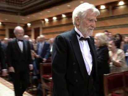 Miguel S&aacute;enz durante su acto de ingreso en la Real Academia Espa&ntilde;ola, ayer en Madrid.