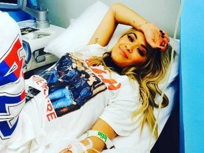 Rita Ora en el hospital. 