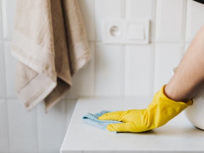 Siete productos de limpieza que te ayudan a quitar las manchas más difíciles de tu hogar