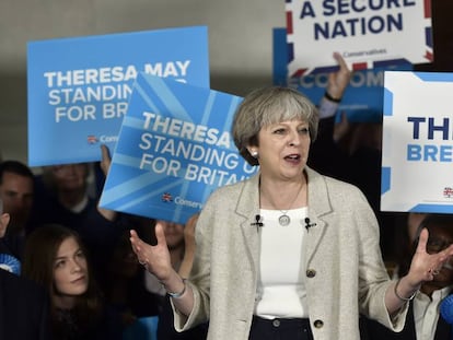 Theresa May en un acto electoral el 3 de junio en Dewsbury.