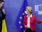 La presidenta de la Comisión Europea, Ursula von der Leyen, y el presidente del Gobierno, Pedro Sánchez, en la cumbre europea celebrada el pasado mes de septiembre en Bruselas.