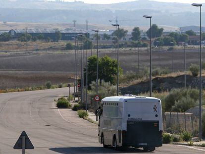 Traslado de los primeros presos independentistas desde la prisión de Valdemoro el pasado día 3.
 
 
 