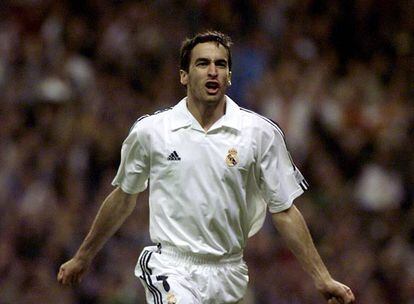 El "7" del Real Madrid fue segundo en el 2001. El Balón de Oro de ese año fue para Michael Owen.
