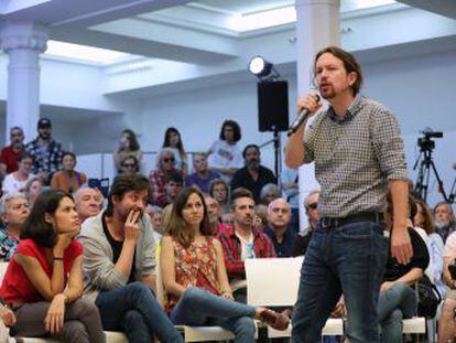 El líder de Unidas Podemos propone también prohibir por ley  las puertas giratorias  para atajar la emergencia climática