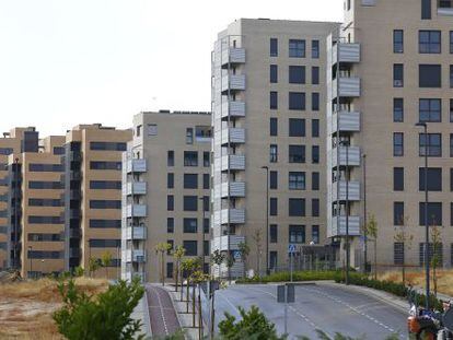 Blocs de pisos del Pla Jove de la Comunitat de Madrid a Tres Cantos.