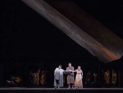 Un momento de la &oacute;pera Fidelio en el Teatro de la Maestranza en Sevilla.
 