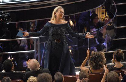 Meryl Streep durante la ovaci&oacute;n en el Dolby Theatre tras las palabras de Jimmy Kimmel.