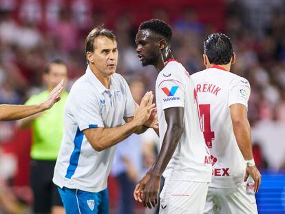 Julen Lopetegui, head coach of Sevilla FC, and Tanguy Nianzou of Sevilla FC gestures during the spanish league, La Liga Santander, football match played between Sevilla FC and Real Valladolid at Ramon Sanchez Pizjuan stadium on August 19, 2022, in Sevilla, Spain.
AFP7 
19/08/2022 ONLY FOR USE IN SPAIN