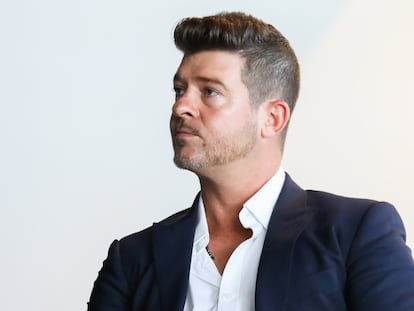 Robin Thicke en un evento en Los Ángeles en 2019. Tras años sin publicar música, ha vuelto a la televisión como jurado de la edición estadounidense de 'Mask Singer' y publica un nuevo disco este febrero.