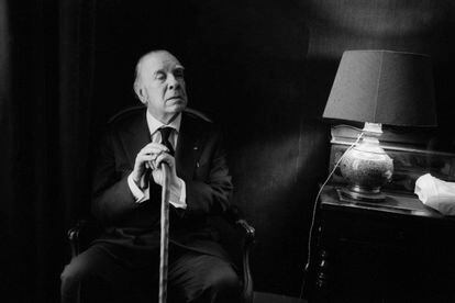 El autor argentino Jorge Luis Borges en una fotografía de 1977. 