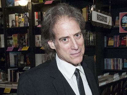 WEST HOLLYWOOD, CA - MAY 07:  Actor and comedian Richard Lewis poses for a photograph at the signing of his novel "Reflections From Hell" at Book Soup on May 7, 2015 in West Hollywood, California.  (Photo by Timothy Norris/Getty Images)