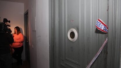 Entrada al pis de la víctima.