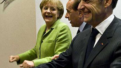 Merkel, Berlusconi y Sarkozy, tres asiduos de la nieve suiza.