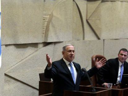 Benjam&iacute;n Netanyahu presenta su Gobierno al Parlamento.