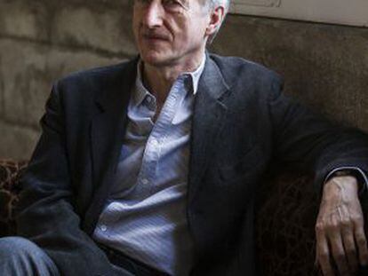 El escritor Julian Barnes.