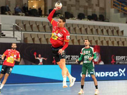 Ángel Fernández, en una acción del partido contra Hungría en el Mundial.