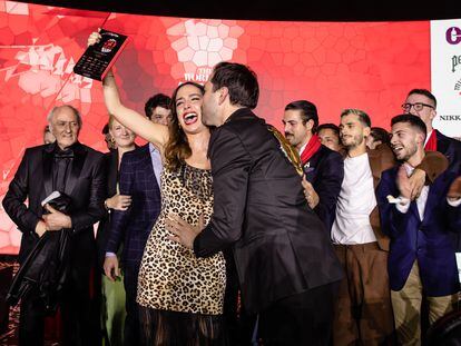 Los responsables del bar Paradiso, en Barcelona, tras ser nombrados el mejor la The World’s 50 Best Bars.