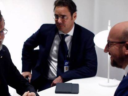 Rajoy reunido con el primer ministro belga, Charles Michel.