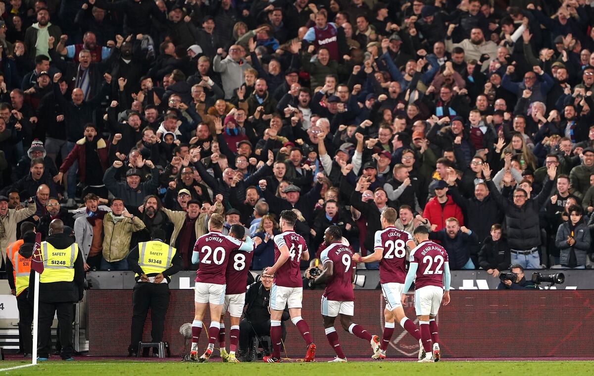 ¿Cómo se llama la hinchada del West Ham