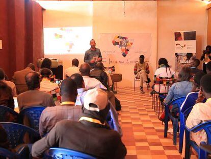 Inauguración del encuentro Periodismo y África en Gandiol, Senegal.