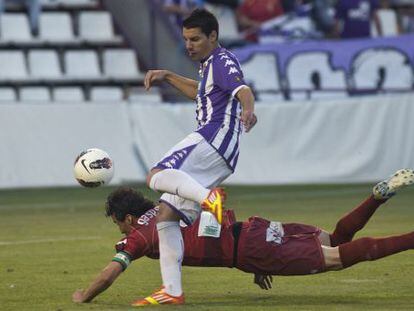 &Oacute;scar, del Valladolid, marc&oacute; un gol.  