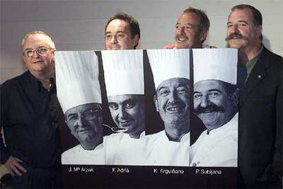 J. M. Arzak, F. Adrià, K. Arguiñano y P. Subijana, en unas jornadas culinarias en Bilbao.