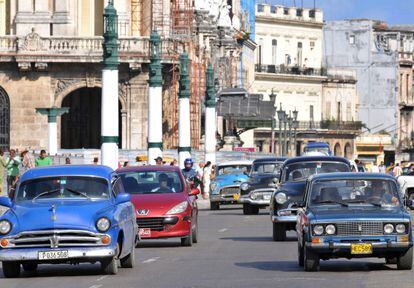 Cuba flexibiliza el mercado de autom&oacute;viles