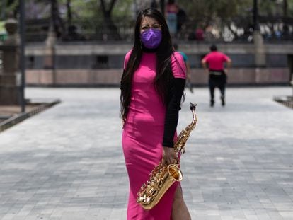 La saxofonista María Elena Ríos, en 2020.