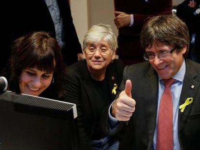 El expresidente Puigdemont, el d&iacute;a de las elecciones catalanas, en Bruselas.
