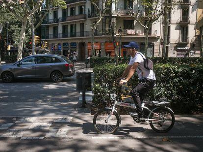 El carril bici en Gran Via.