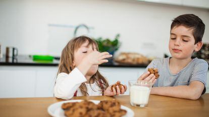 Los expertos recuerdan que las galletas son productos con una baja densidad nutricional con muchos azúcares añadidos.