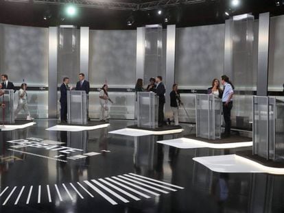 Los candidatos se preparan para el debate. En vídeo, los mejores momentos del debate.