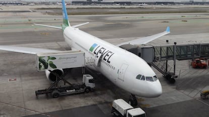 Uno de los aviones de la flota de Level.
