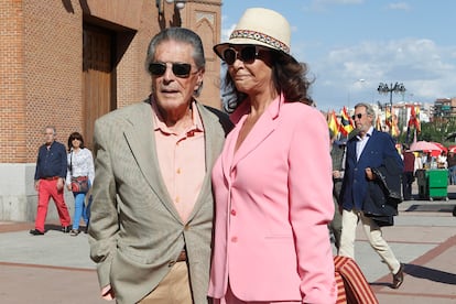 Jaime Ostos and his wife, María Ángeles Grajal, in Las Ventas, at the 2018 San Isidro fair.