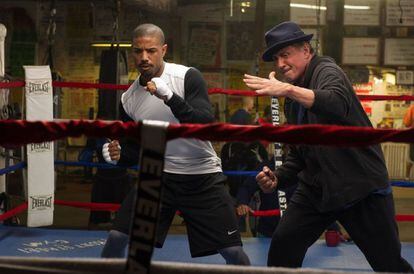 Michael B. Jordan y Sylvester Stallone, en un fotograma de 'Creed'.