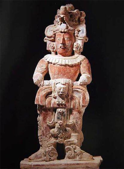 Sacerdote-Dios maya. Exposición América Prehispánica.