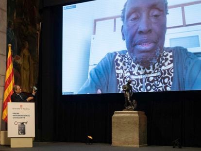 El presidente de la Generalitat, Quim Torra, durante el acto de entrega del XXXI Premio Internacional Cataluña, que distinguió al escritor y activista keniano Ngugi wa Thiong'o.