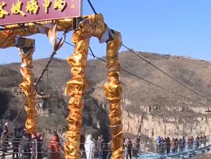 El puente de cristal en la provincia china de Hebei.