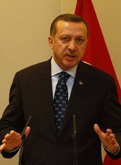El primer ministro turco, Tayipp Erdogan, ayer en La Moncloa.