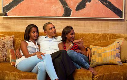 Obama y sus hijas, Malia y Sasha, han seguido el discurso de la primera dama desde la Casa Blanca.