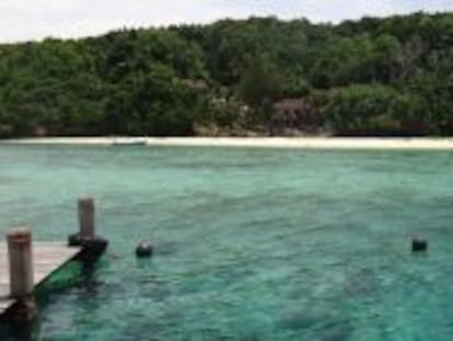 Playa del parque marino Tunku Abdul Rahman, en Borneo.