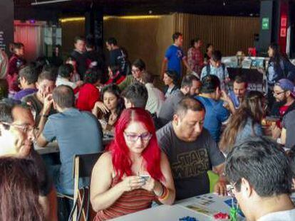 Juegos distribuidos por Devir como Catan (en la foto) tienen cada vez m&aacute;s aficionados en Am&eacute;rica Latina.