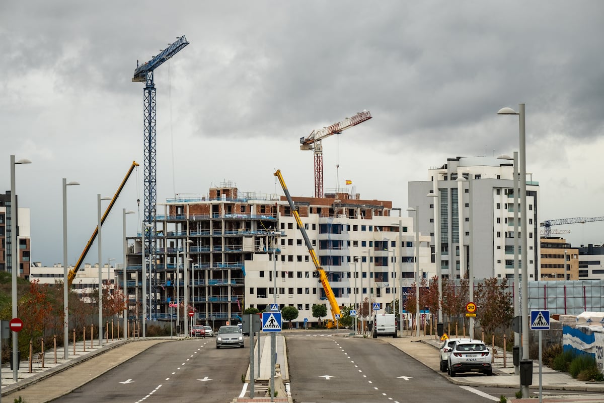 El precio de la vivienda sigue al alza tras encarecerse la obra nueva un 11% en el tercer trimestre | Economía