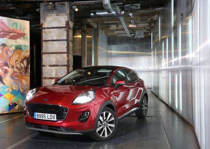 Urbano, compacto y con estilo propio: con Ford Puma nace una nueva especie de SUV que conjuga las mejores virtudes de los híbridos con un diseño imbatible.