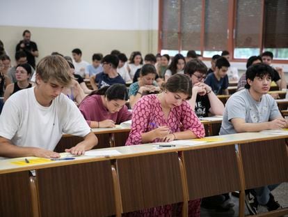 Estudiantes durante el examen de selectividad, el pasado mes de junio.
