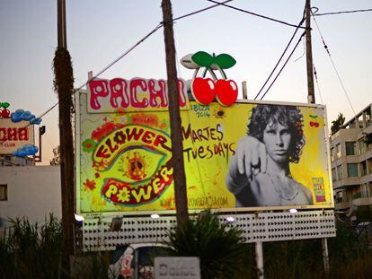 Cartel promocional de la discoteca Pach&aacute; en Ibiza.
