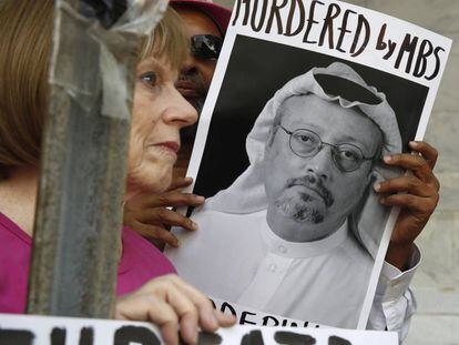 Protesta ante la Embajada saudí en Washington tras la desaparición de Jamal Khashoggi.