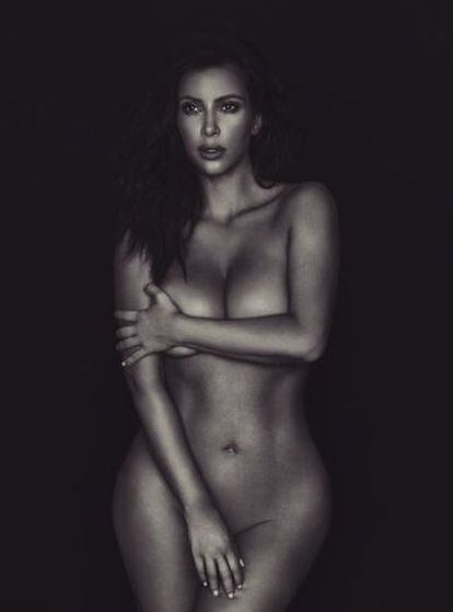 Nuevo desnudo de Kim Kardashian en Twitter.